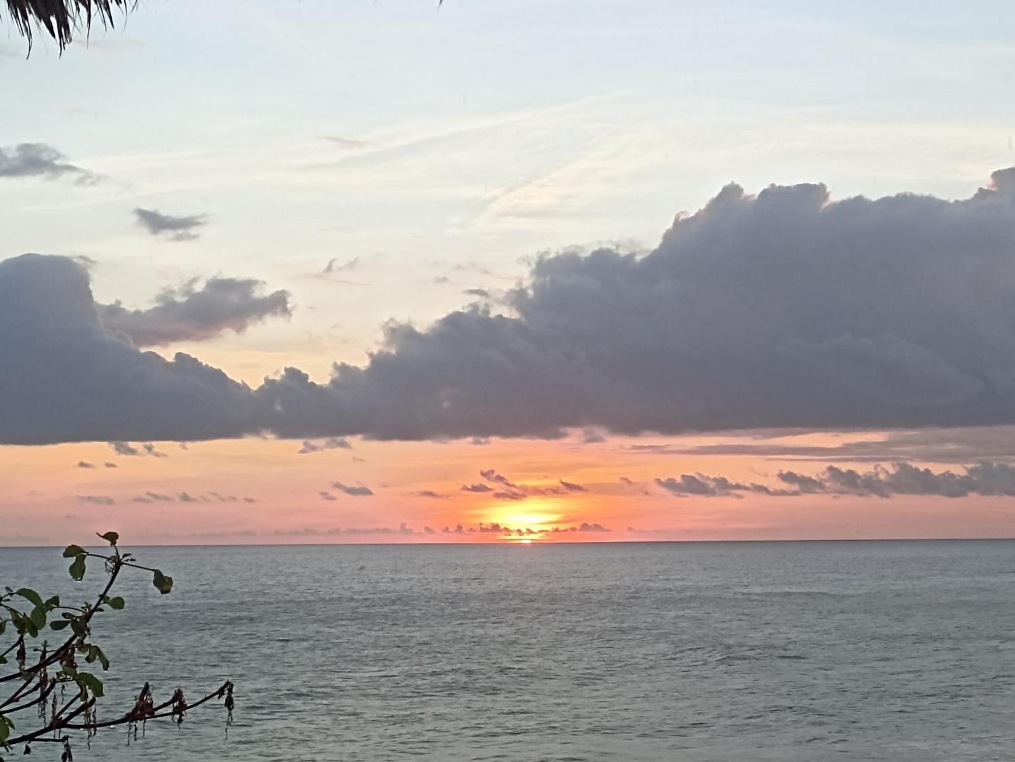 Отель Punta Sur, Frente Al Mar Y El Atardecer Масунте Экстерьер фото